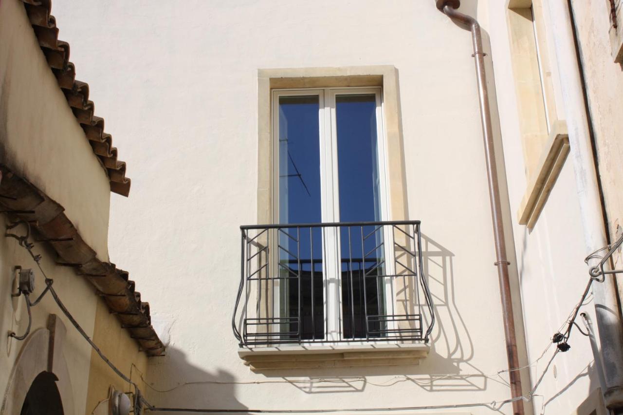 La Dimora Sotto Le Stelle Villa โนโต ภายนอก รูปภาพ